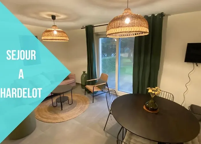 Nouveau ! Cottage Dans Une Residence Arboree Pinwood